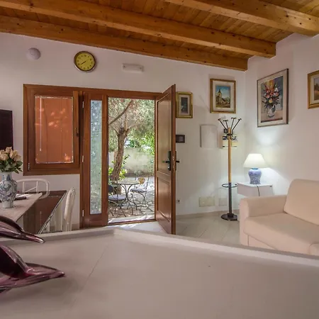 Guesthost - I Ginepri Apartman